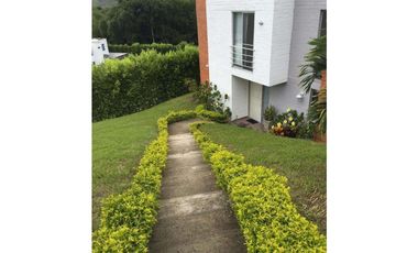 HERMOSA CASA EN CONDOMINIO EN VENTA  JAMUNDI