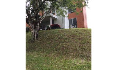 HERMOSA CASA EN CONDOMINIO EN VENTA  JAMUNDI