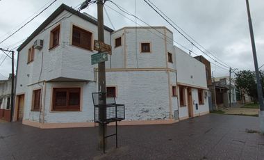 Casa 3 dormitorios-cochera-patio. Barrio Sur