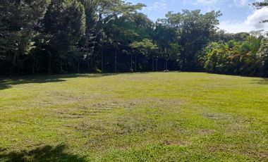 VENDO LOTE DE  2.435.49 METROS EN EL CONDOMINIO LA FLORIDA