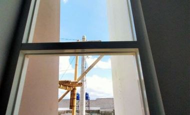 Rumah mewah cantik Nuansa villa sejuk Murah di Jatinangor dkt UNPAD