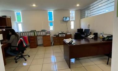 EDIFICIO EN VENTA EN TROJES DE SAN CRISTOBAL