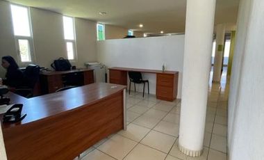 EDIFICIO EN VENTA EN TROJES DE SAN CRISTOBAL