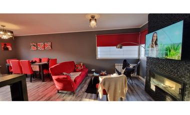 Moderna casa en barrio Caisamar