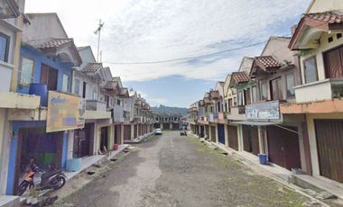 Ruko Kosong Strategis di Kawasan Sadamantra Kuningan