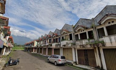 Ruko Kosong Strategis di Kawasan Sadamantra Kuningan