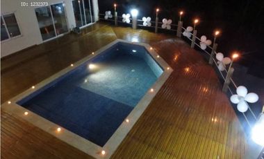 CASA EN VENTA DE OPORTUNIDAD  EN CLUB DE GOLF DE PANAMA
