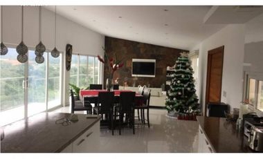 CASA EN VENTA DE OPORTUNIDAD  EN CLUB DE GOLF DE PANAMA