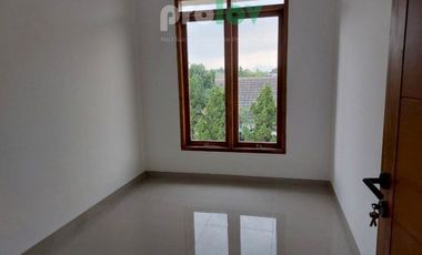 Rumah Asri Nyaman Baru Di Arcamanik On Progres Ready Stok Hanya 2 Unit DEKAT KE SPORT JABAR
