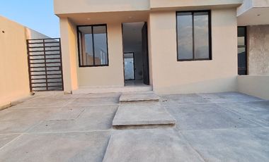 Casa en Venta Comala 2 pisos