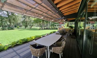 CASA EN VENTA DENTRO DE CLUB DE GOLF AVANDARO