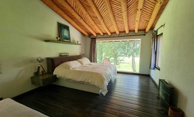 CASA EN VENTA DENTRO DE CLUB DE GOLF AVANDARO