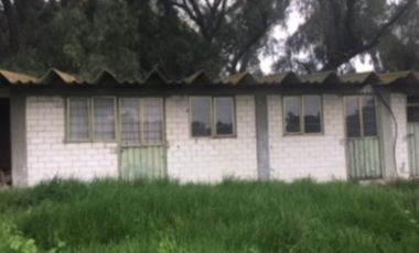 Terreno de 14 hectáreas en venta con granja avicola en Zumpango