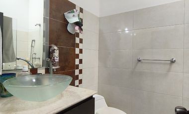 casa en venta en la floresta. Cod V30950