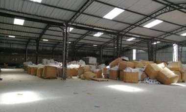 ARRIENDO BODEGA NORTE DE QUITO 2000M2 PARA MEDIANO IMPACTO