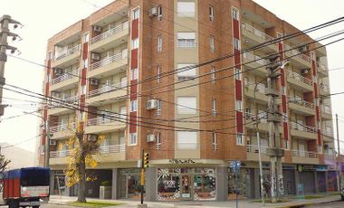 Departamento en venta - 2 Dormitorios 1 Baño - 60Mts2 - La Matanza