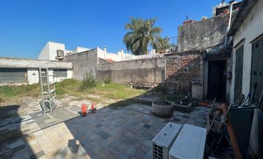 Local a la calle en Venta Ramos Mejia / La Matanza (A004 4448)