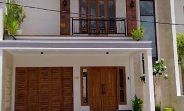 Rumah Mewah Kawasan Perumahan Strategis di Tengah Kota Jogja