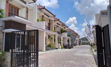 Rumah Mewah Kawasan Perumahan Strategis di Tengah Kota Jogja