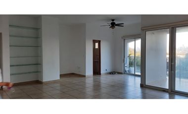 SE ALQUILA EXCLUSIVO APARTAMENTO EN AMADOR