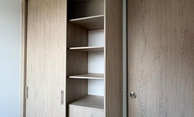 apartamento en arriendo en campo alegre. Cod A215393