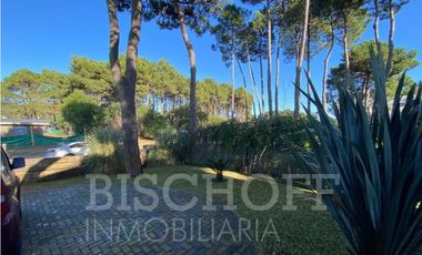 VENTA DE CASA EN BOULEVARD ICARO Y DE LAS NEREIDAS PINAMAR