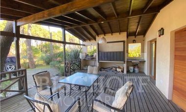 VENTA DE CASA EN BOULEVARD ICARO Y DE LAS NEREIDAS PINAMAR