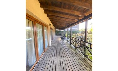VENTA DE CASA EN BOULEVARD ICARO Y DE LAS NEREIDAS PINAMAR