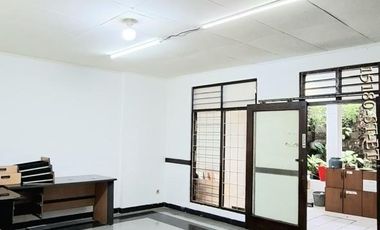 Disewakan Rumah Lantai Bawah Cocok Buat Usaha  Kantor Disektor 2