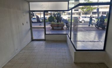 local en arriendo en santa barbara-usaquén. Cod A6