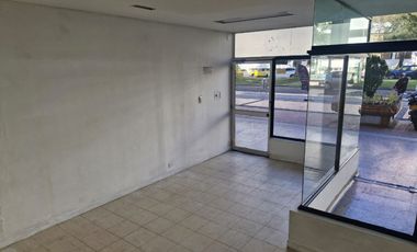 local en arriendo en santa barbara-usaquén. Cod A6