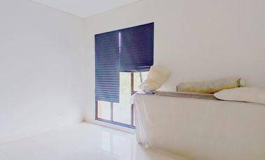 Rumah 2 Lantai 10 Menit ke Gerbang Tol Serpong 2 Hadap Selatan J-36916