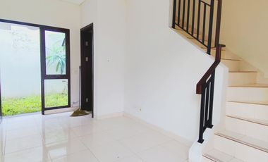 Rumah 2 Lantai 10 Menit ke Gerbang Tol Serpong 2 Hadap Selatan J-36916