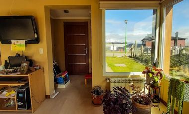 EXCELENTE PROPIEDAD CON HERMOSA VISTA A LOS CERROS Y LAGO