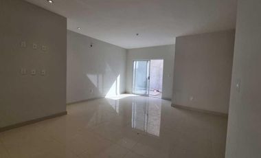 CASA EN VENTA EN FRACCIONAMIENTO LAS LOMAS TORREÓN, COAHUILA