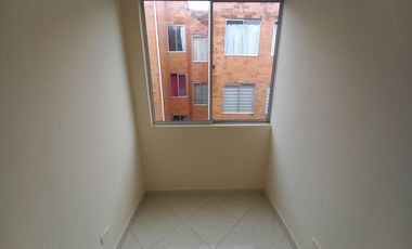 apartamento en arriendo en c.r el porvenir piso 4 sin ascensor. Cod A13452