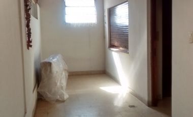 Casa PH en venta en Lanus Oeste