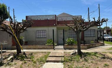 Casa en venta en Moron Sur