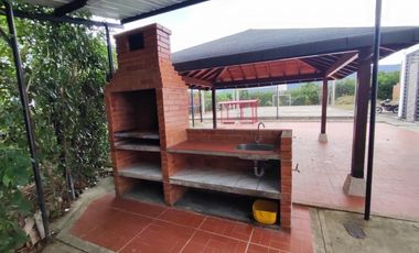 casa en venta en lomitas. Cod V28021