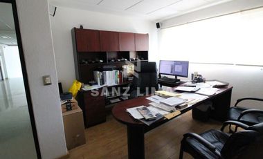 Zona de Oro II: Magnífica oficina totalmente equipada y amueblada