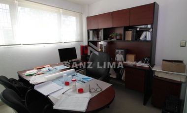 Zona de Oro II: Magnífica oficina totalmente equipada y amueblada