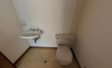 oficina en arriendo/venta en chico. Cod A1447