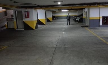 oficina en arriendo/venta en chico. Cod A1447