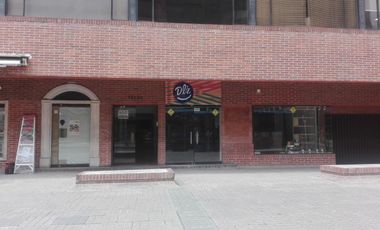oficina en arriendo/venta en chico. Cod A1447