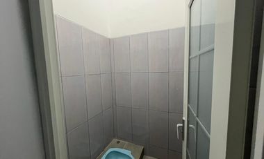 Rumah 3 Kamar 10 Menit ke Mitra Keluarga Jatiasih Hadap Timur J-35747