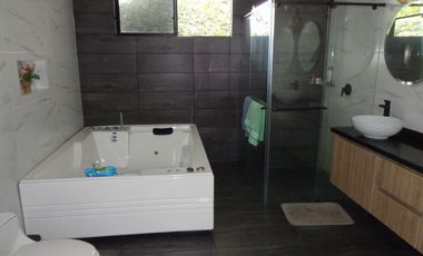 COD. 6264 - SE VENDE CASA CAMPESTRE - BARRIO: BOSQUES DE NORMANDIA