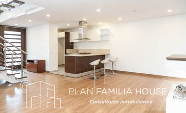 Hermosa casa en Cota, ubicación única dos niveles