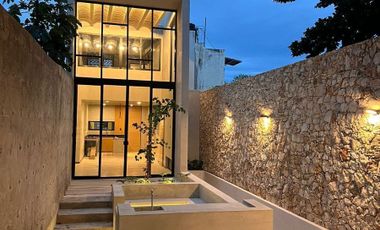 “Casa Naranja” recién remodelada en venta en zona Centro