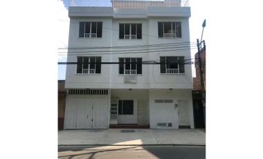 Vendo apartamento en el norte cali barrio chapinero con balcon terraza