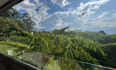 apartamento en venta en altos del poblado. Cod V13481